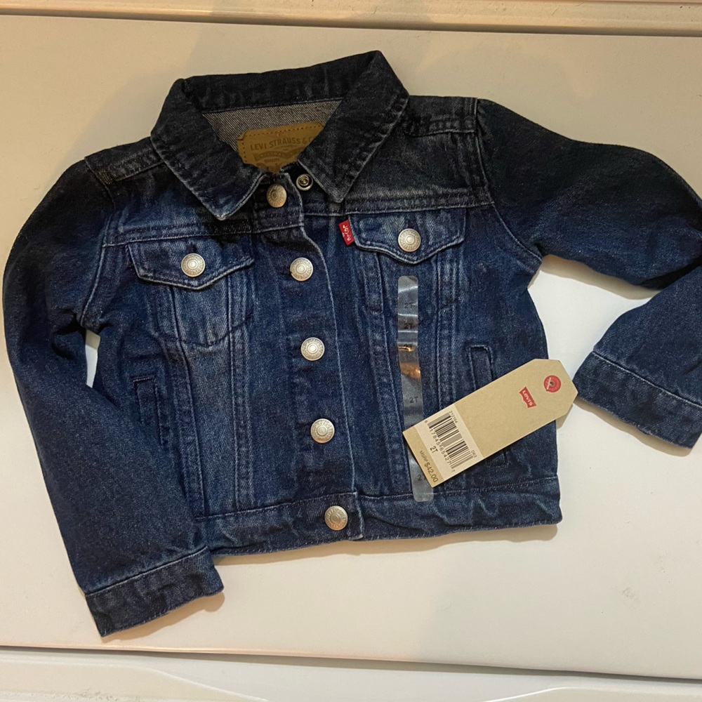Levi's Toddler 2T Trucker Denim Jacket. Brand New With Tags. Dark Wash.